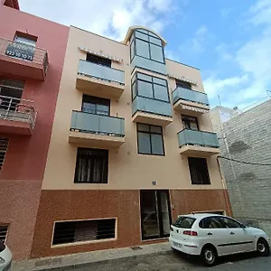 https://puerta-6.adeje-hotels.com